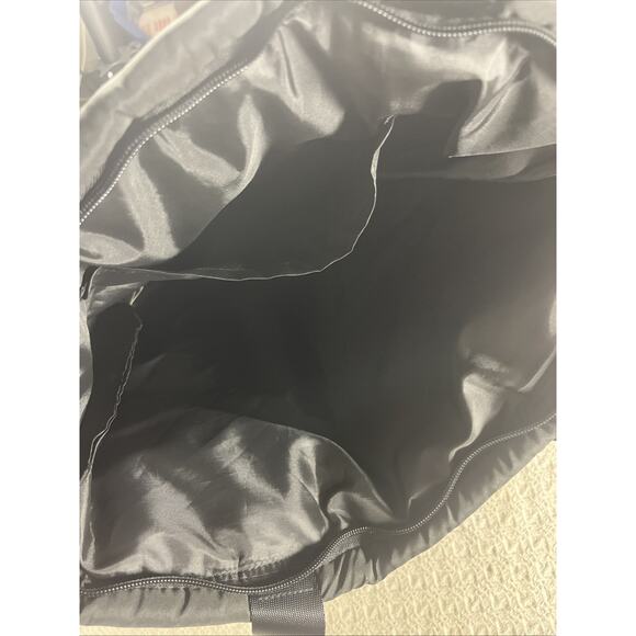 Victoria's Secret PINK Quilted Black Puffer Tote Bag Embroidered Crest 18 x 18 - Picture 6 of 7